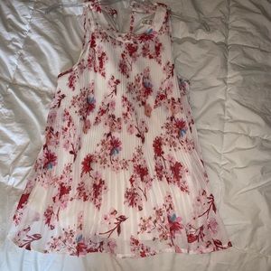 Pink floral flowy and pleated tank top